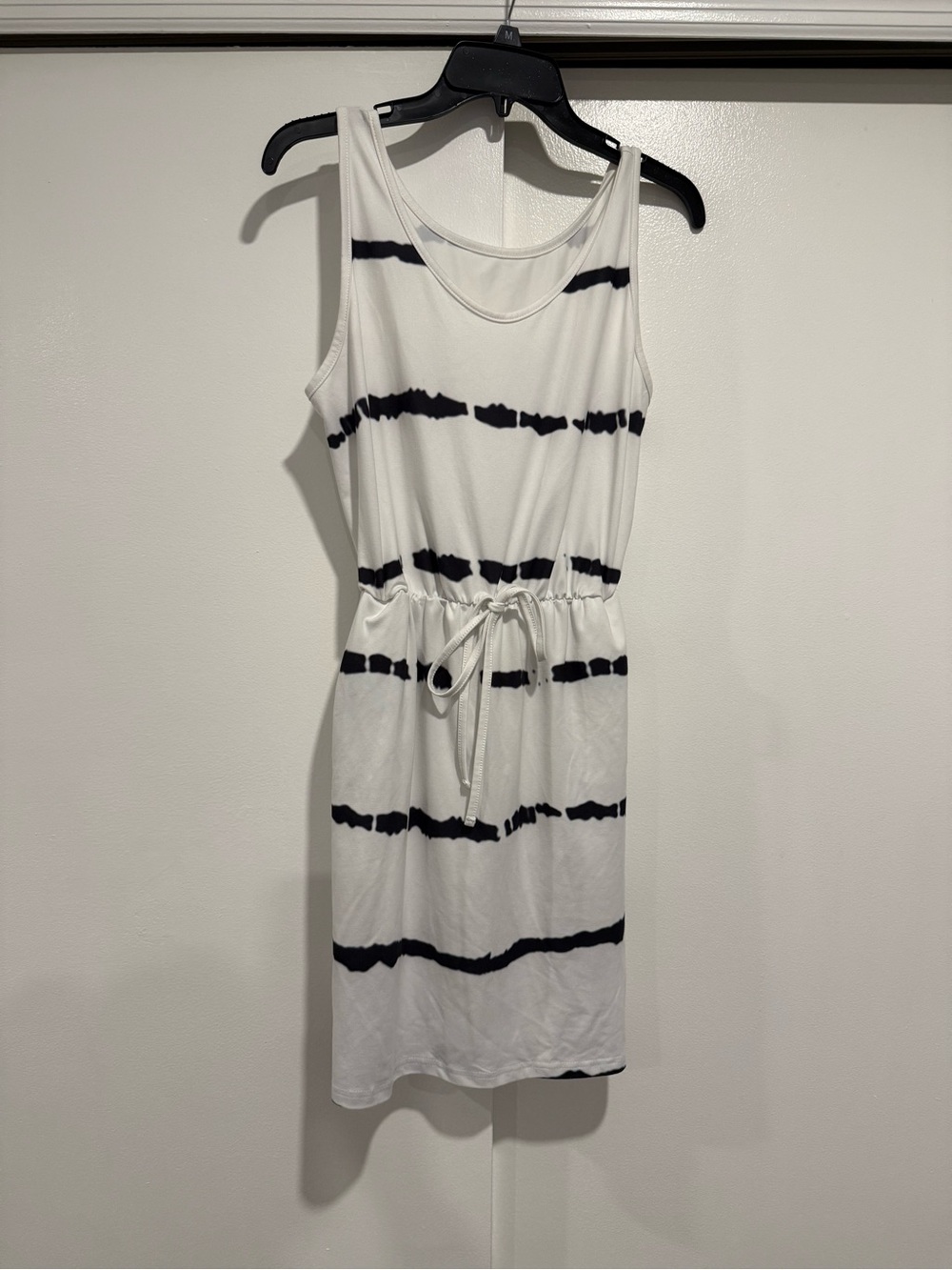 Sleeveless White and Black Striped Drawstring Dress size Medium